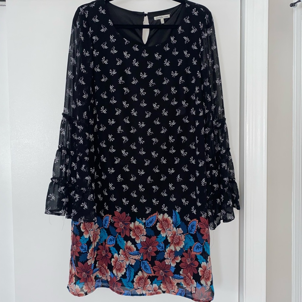 Long sleeve light-weight dress.
